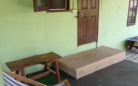 Hill Station Hostel At Chor Chaba